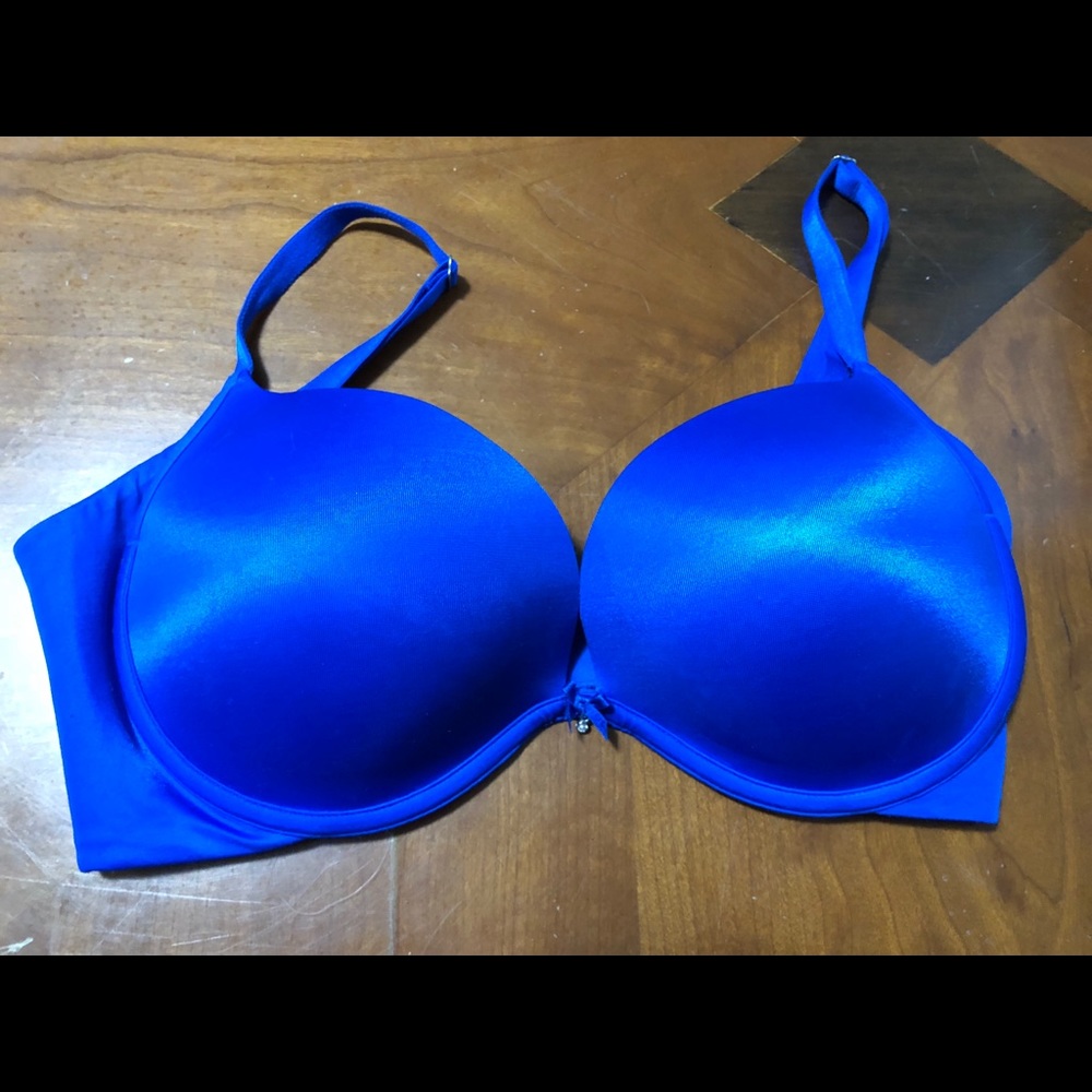 Victoria’s Secret Plunge Bra